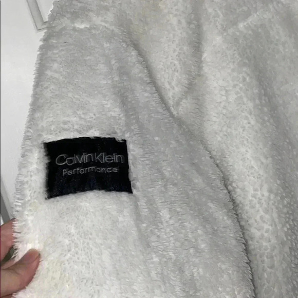 Calvin Klein Fleece - Picture 4 of 5